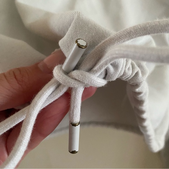 Aritzia Group Babaton Weekender Cropped Hoodie - Picture 3 of 12